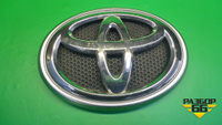 Эмблема передняя (после 2013г до 2017г) (5314360030) Toyota Land Cruiser Prado(150) с 2009г